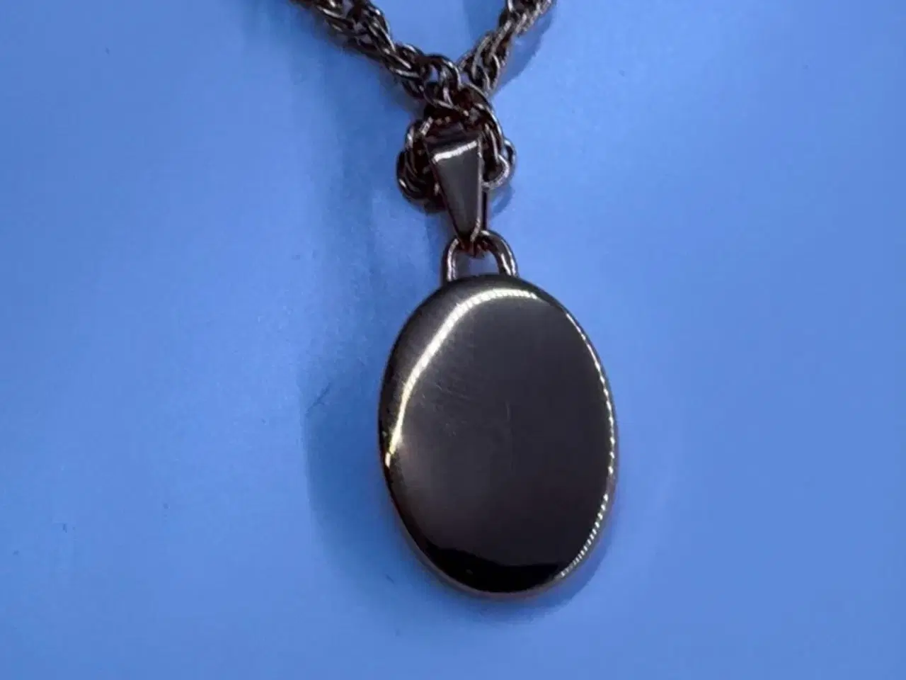 Billede 5 - Halskæder sælges