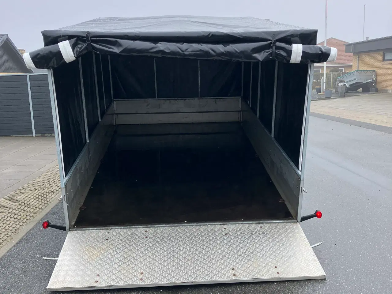 Billede 3 - STOR lukket tip trailer.. 1800 kg