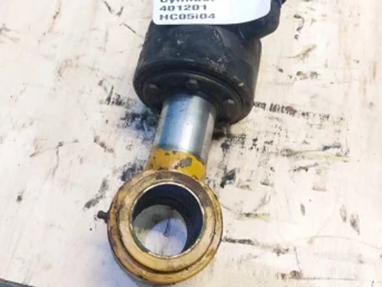 Billede 2 - Hydrema 906C Løftecylinder 401201