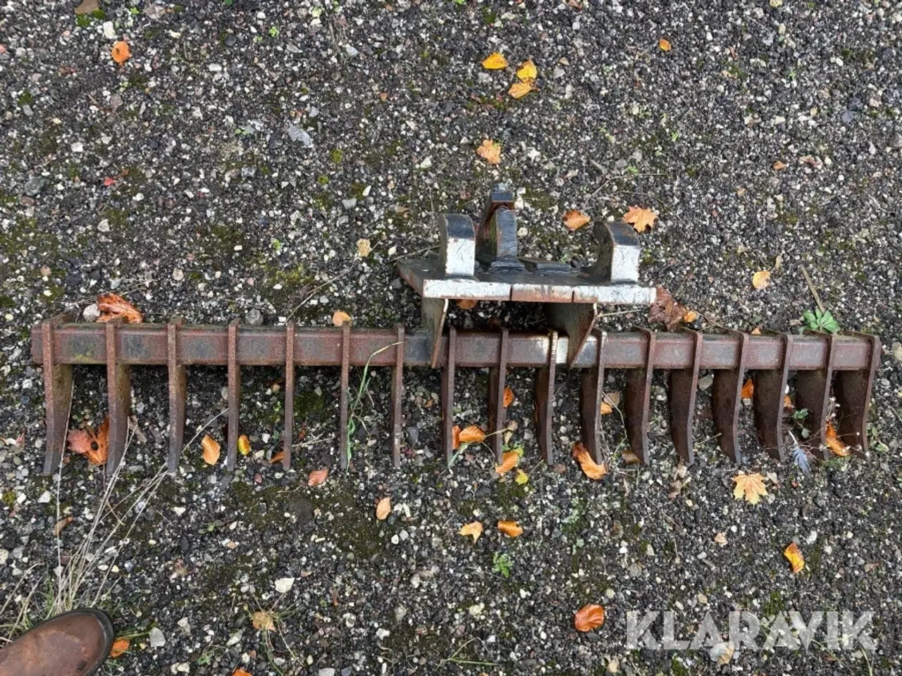 Billede 2 - Rive, kipbar planerskovl, graveskovl