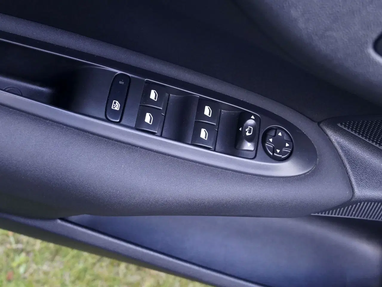 Billede 13 - Citroën C4 1,6 Blue HDi Feel start/stop 100HK 5d