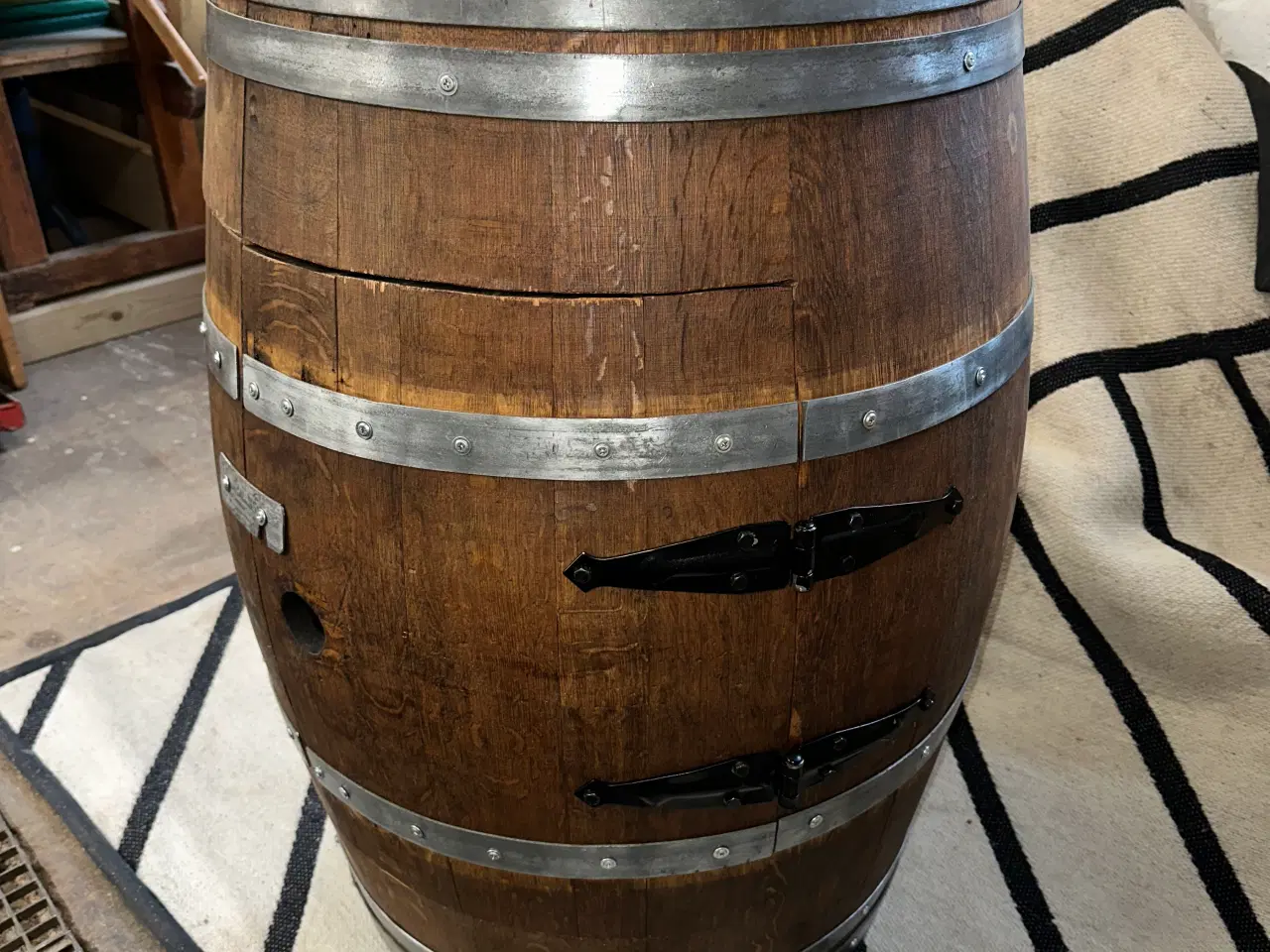 Billede 4 - Barskab, lavet af vintønde