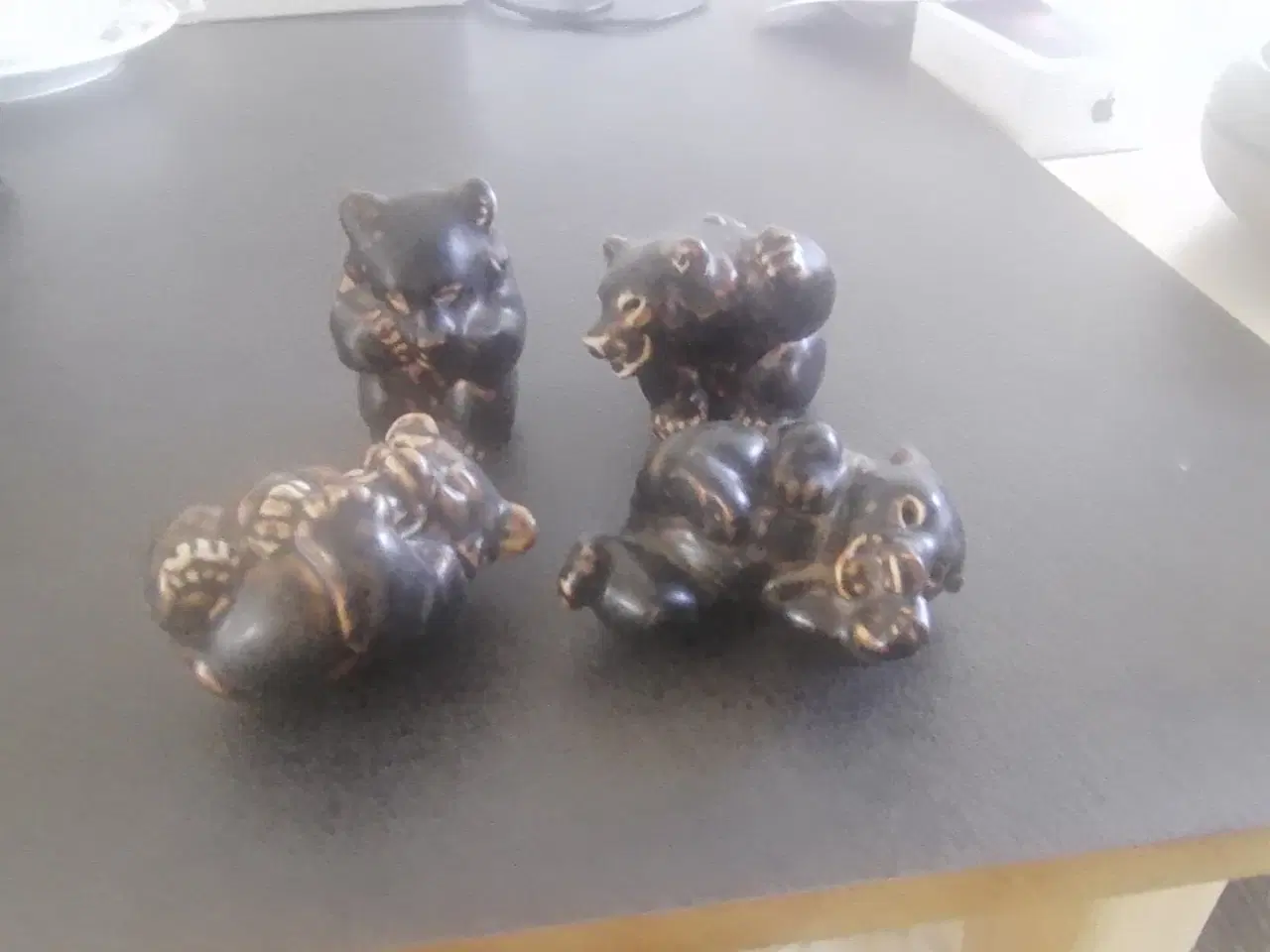 Billede 2 - Sæt med 4 brune Royal Copenhagen bjørne.