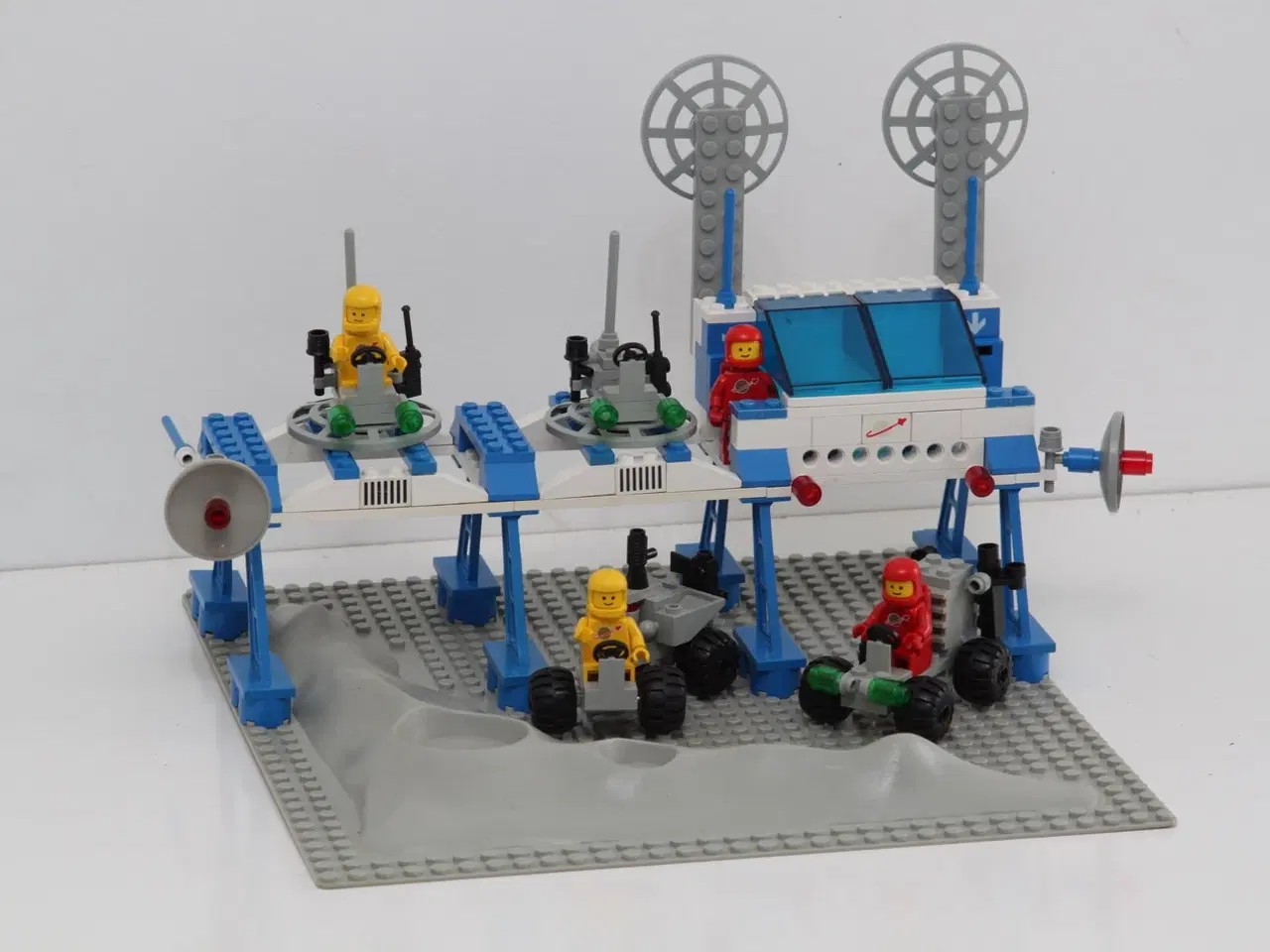 Billede 2 - LEGO SPACE 6930 Space Supply Station