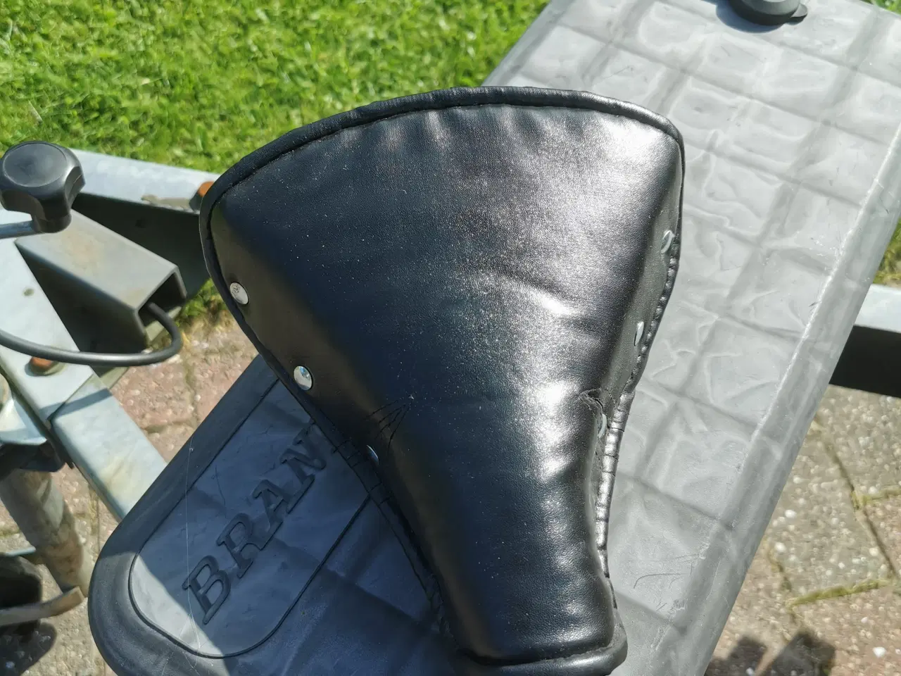 Billede 1 - Retro sadel til gammel knallert
