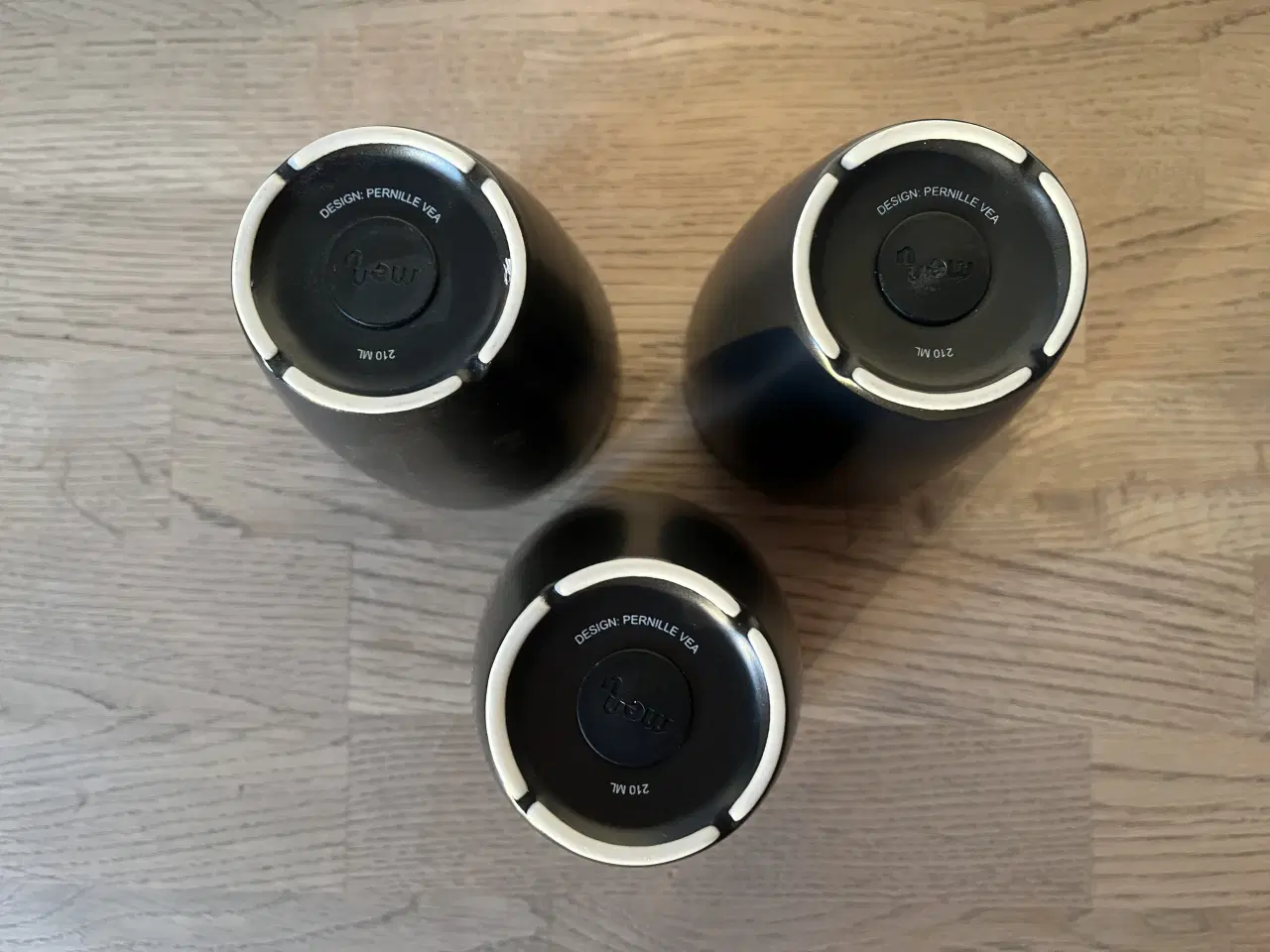 Billede 3 - MENU sorte termokrus - 50 kr./stk.