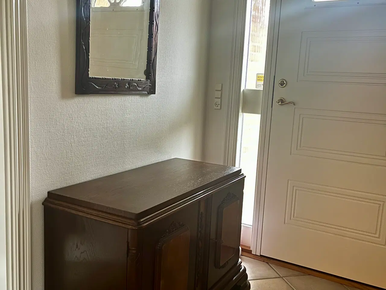 Billede 1 - Skænk, spejl og knagerække