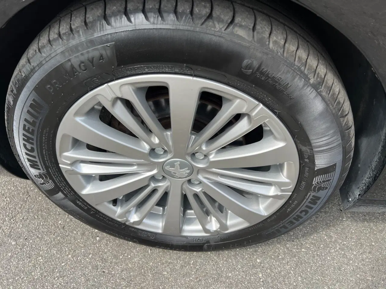 Billede 10 - Peugeot 208 1,5 BlueHDi 100 Allure Sky
