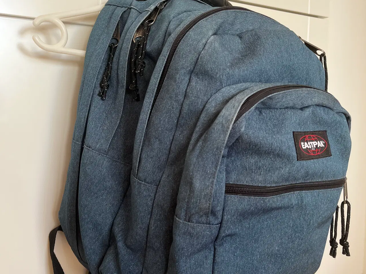 Billede 3 - Eastpak skoletaske