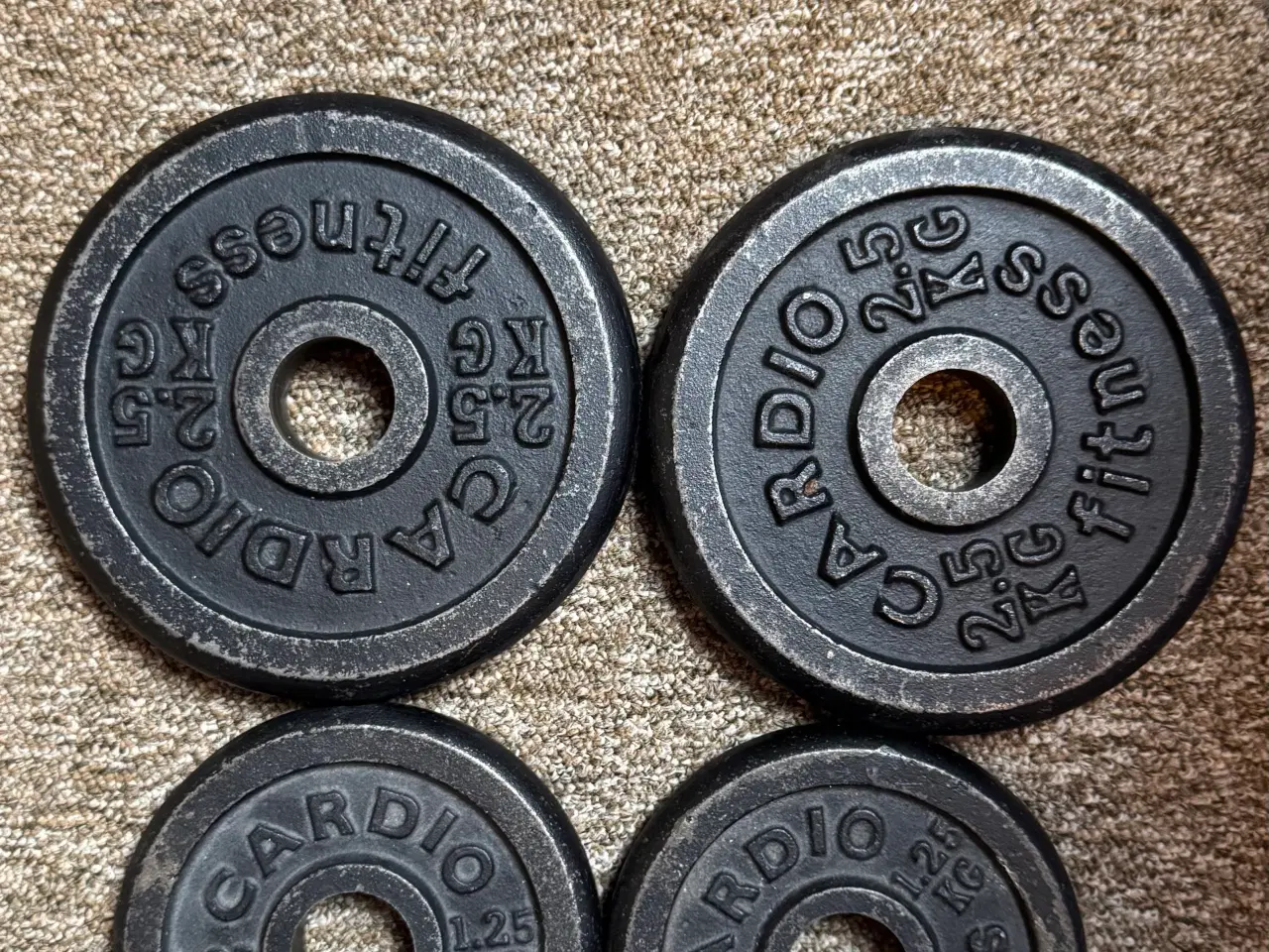 Billede 7 - Håndvægtesæt med tilhørede reoler