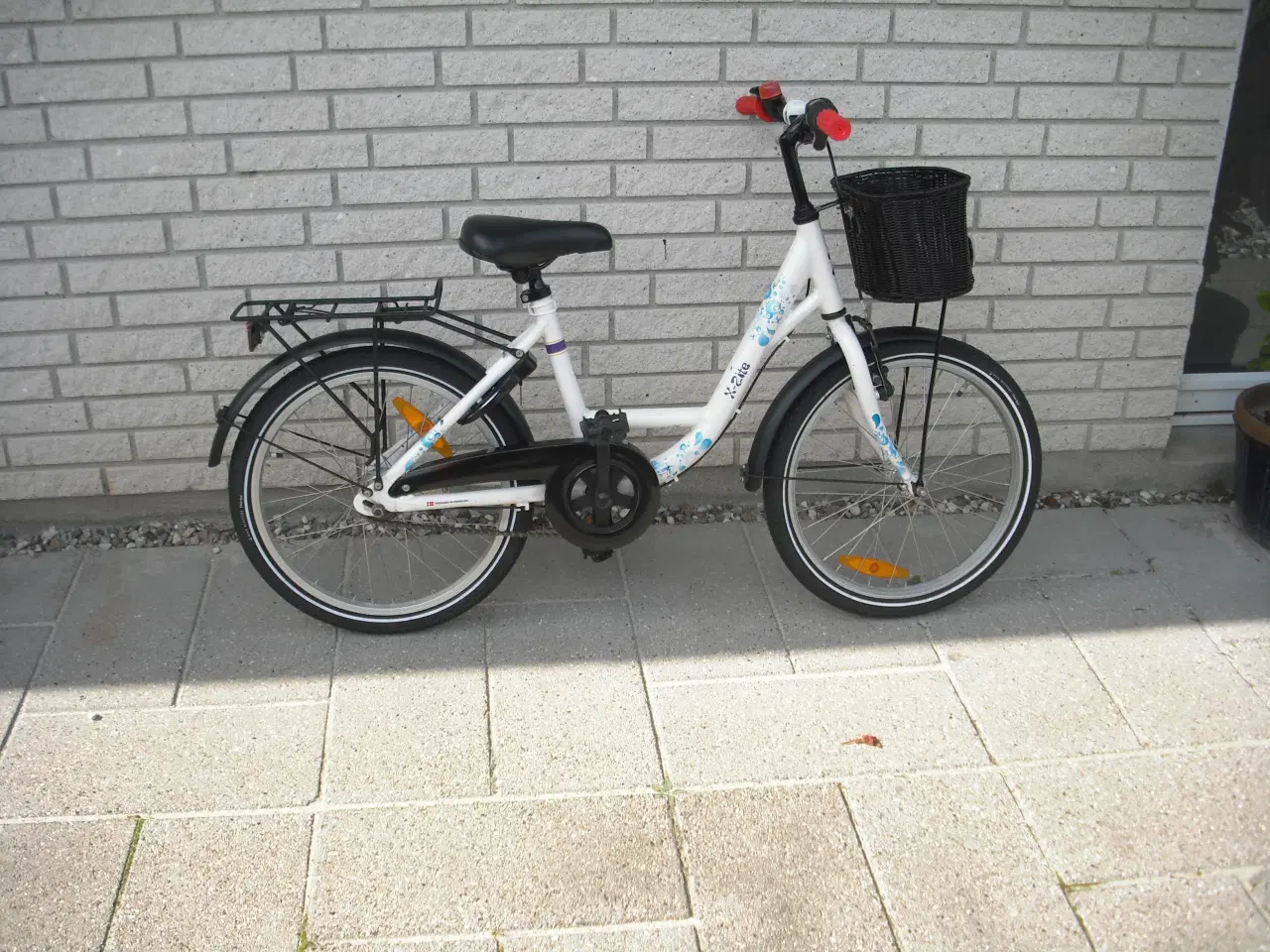 Billede 1 - Pæn 20`` Pigecykel.