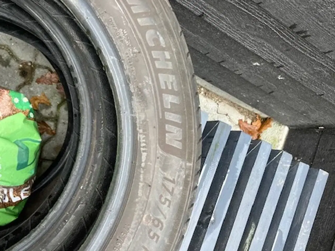 Billede 1 - Michelin Sommerdæk  