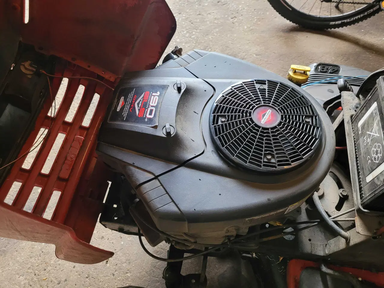 Billede 2 - Stor Havetraktor 48" Twin motor