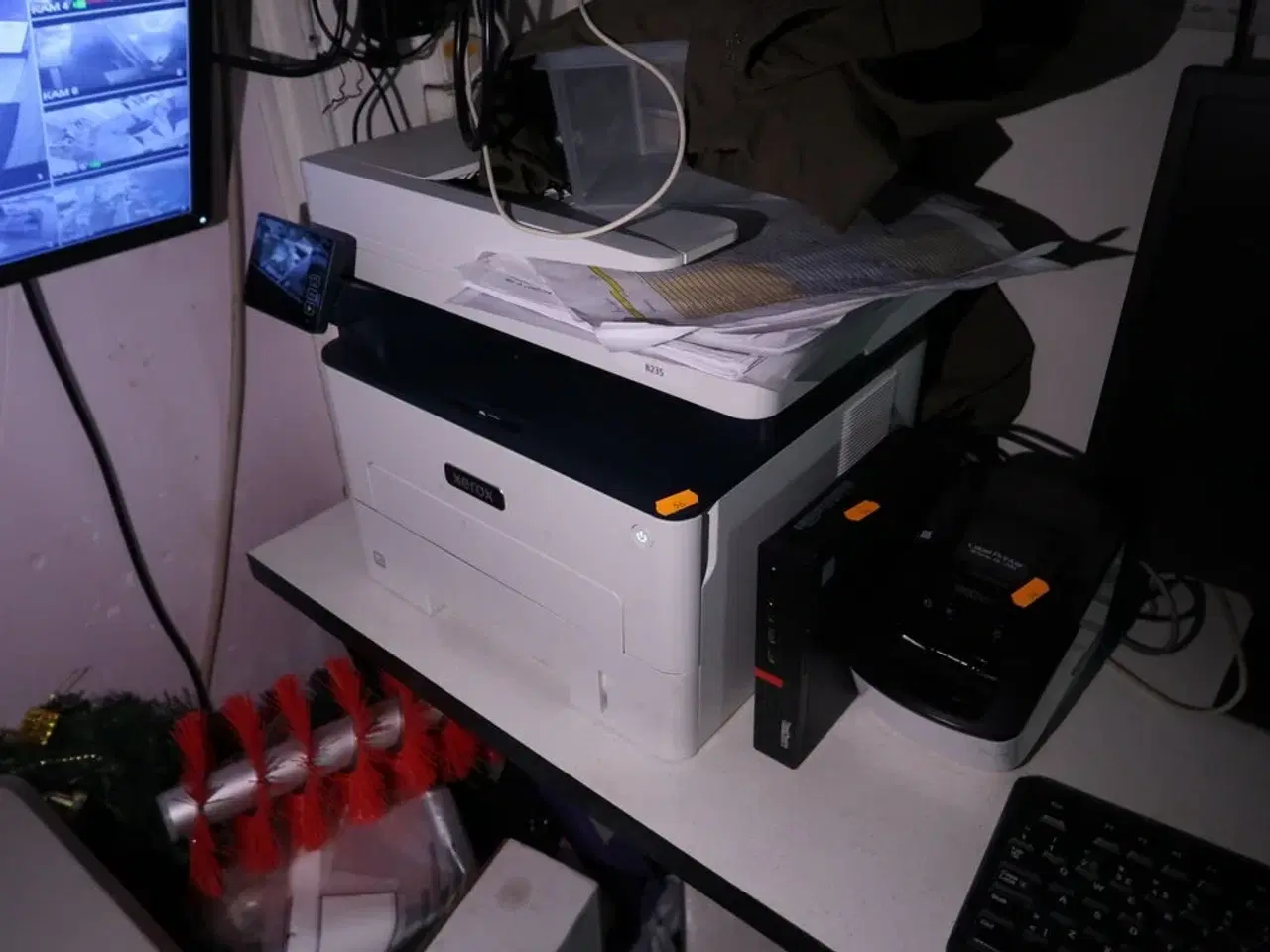 Billede 11 - Computerskærm DELL, labelprinter, computer LENOVO, tastatur, mus m.m.