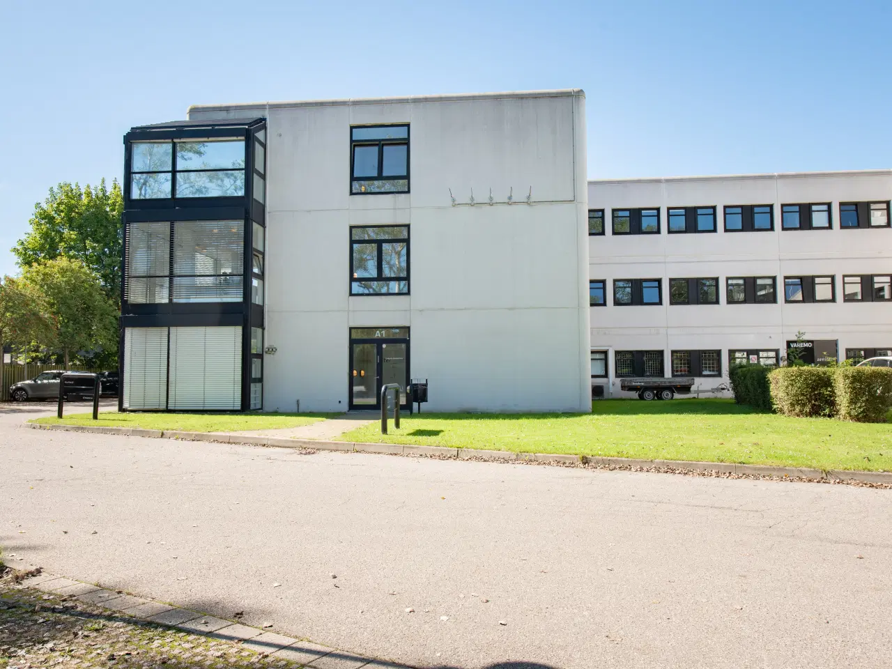 Billede 2 - Fuldt serviceret privat kontorplads til dig