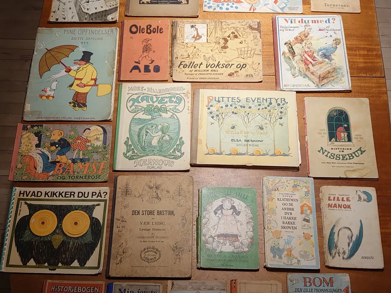 Billede 1 - 27stk antikvariske børnebøger i dårlig stand.