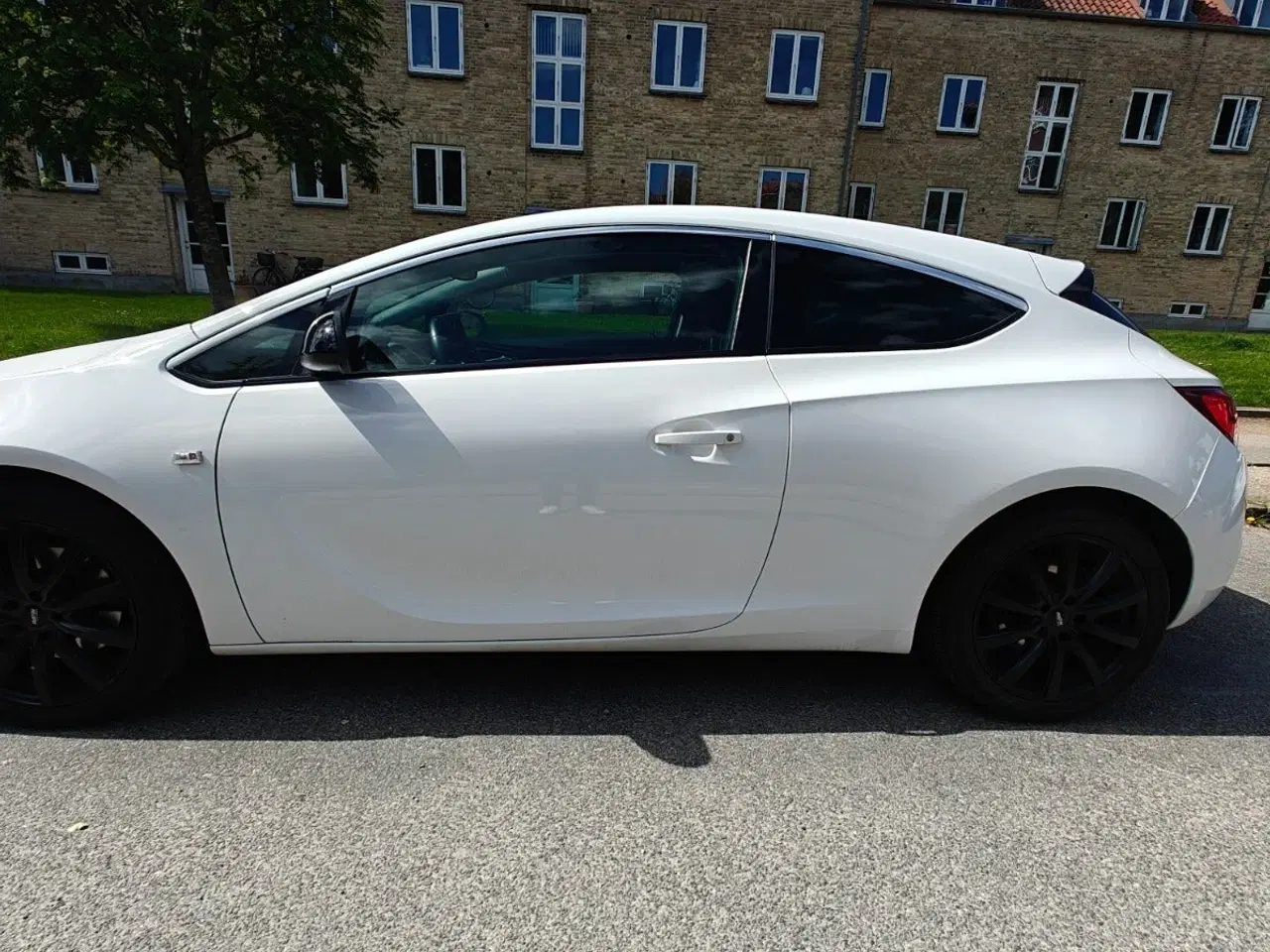 Billede 3 - Opel Astra 1,6 T 180 Sport GTC