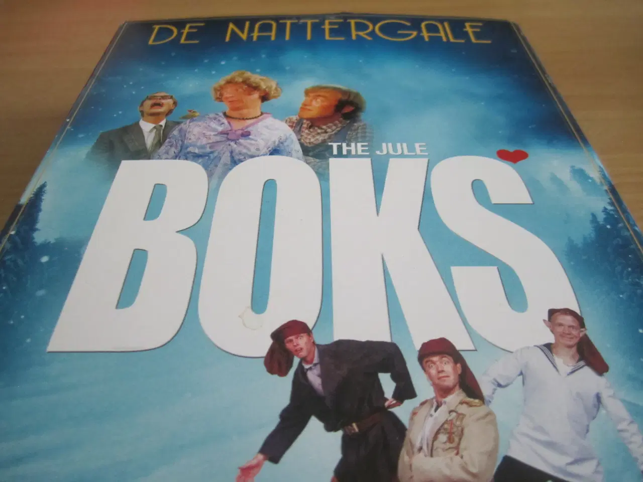 Billede 2 - DE NATTERGALE. THE JULE BOKS.