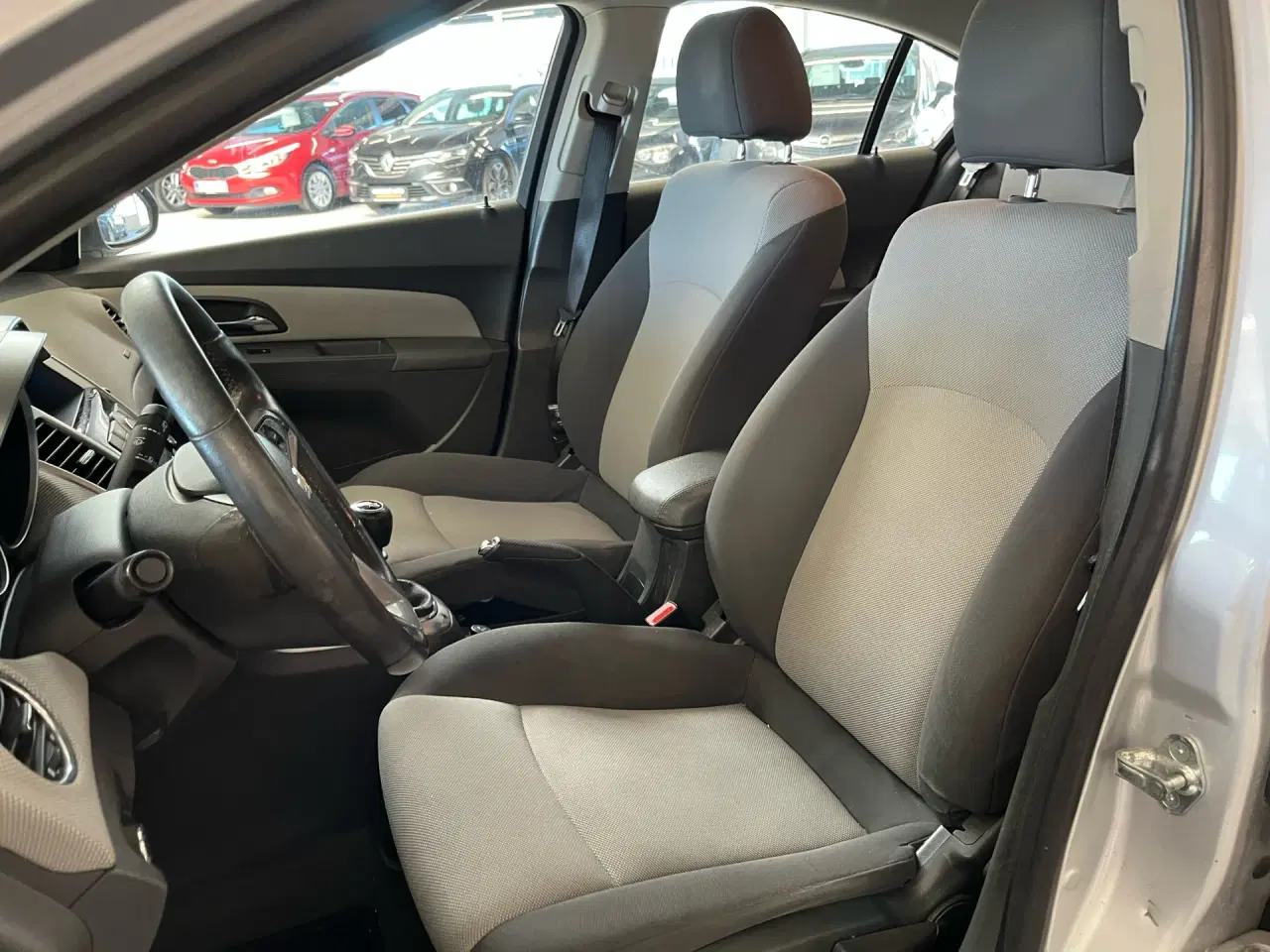 Billede 5 - Chevrolet Cruze 1,6 LS C/C 113HK