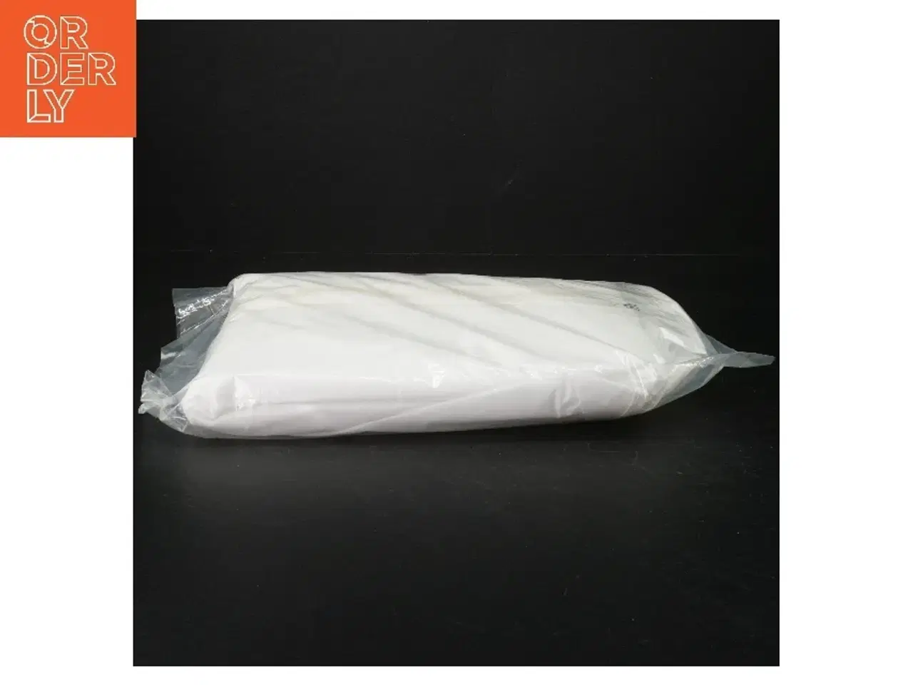 Billede 4 - Hvid tøjovertræk (model Svajs) fra IKEA