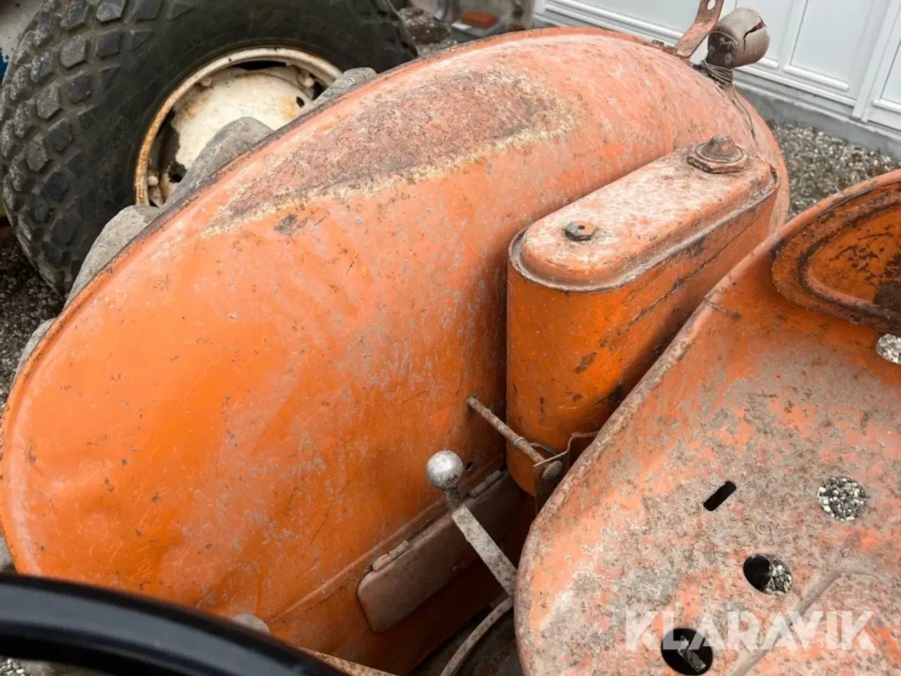 Billede 11 - Traktor Fiat 411 4 cylinder Diesel