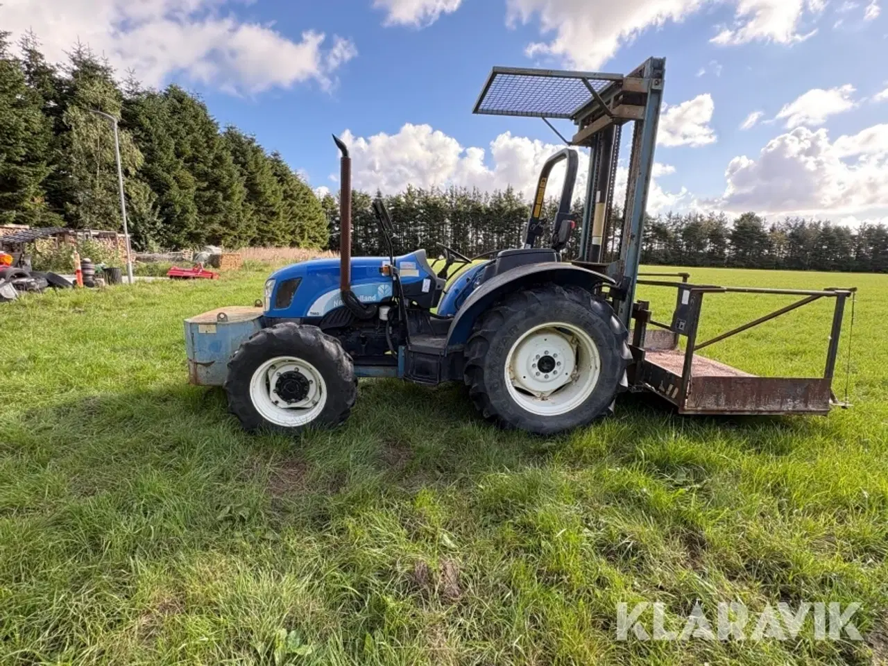 Billede 11 - Traktor New Holland Tn60a med person lift tårn
