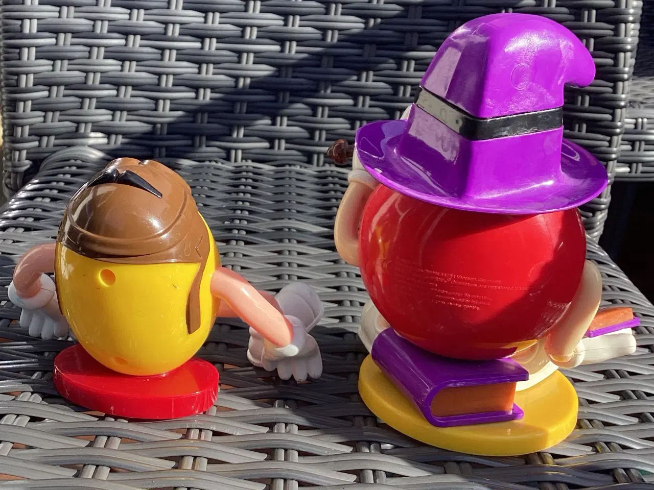 Billede 2 - M&M låg- figurer 2 styk samlet