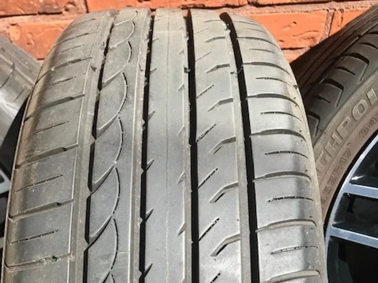 Billede 3 - KIA/Hyundai 7X17" DEZENT BLACK flotte alufælge  