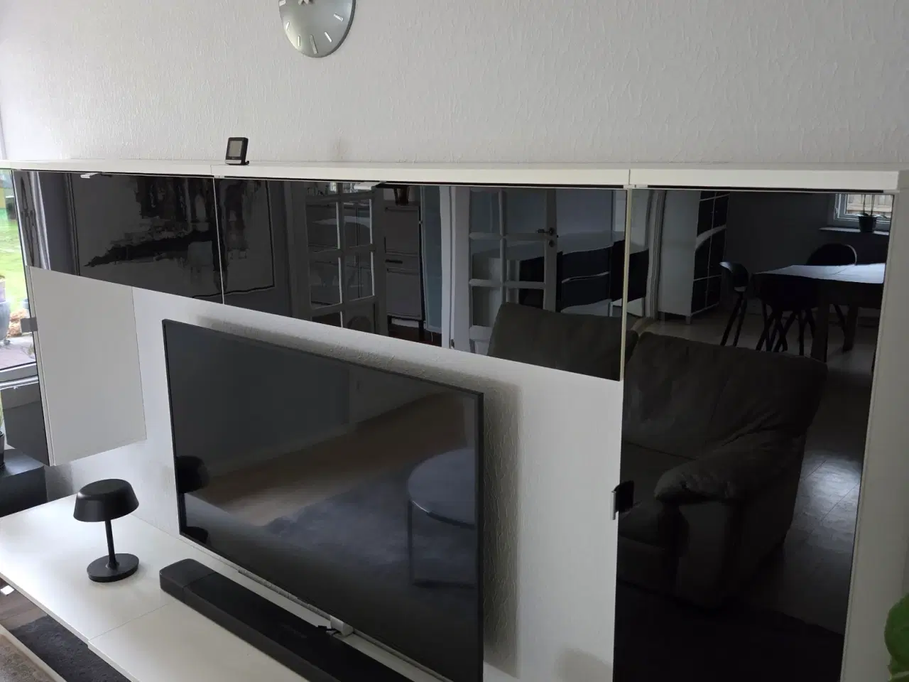 Billede 2 - Reolsystem ved fjernsyn