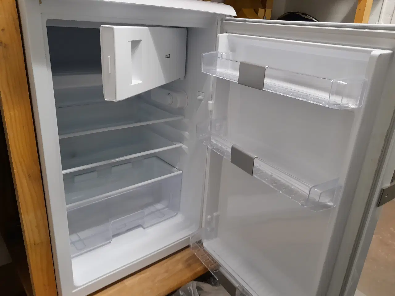 Billede 1 - Køleskab m/fryser