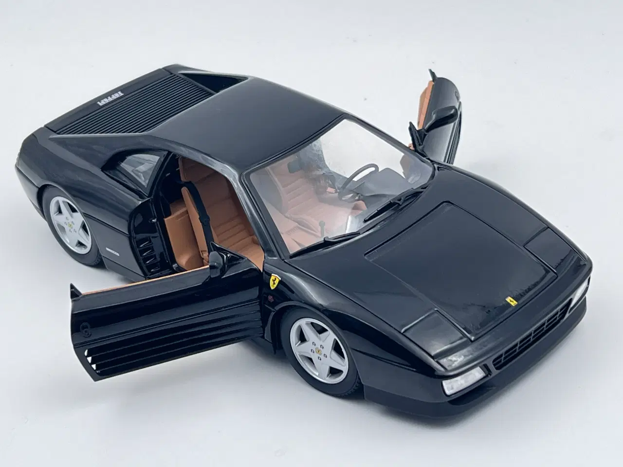 Billede 4 - 1991 Ferrari 348TB Sort / HotWheels - 1:18 