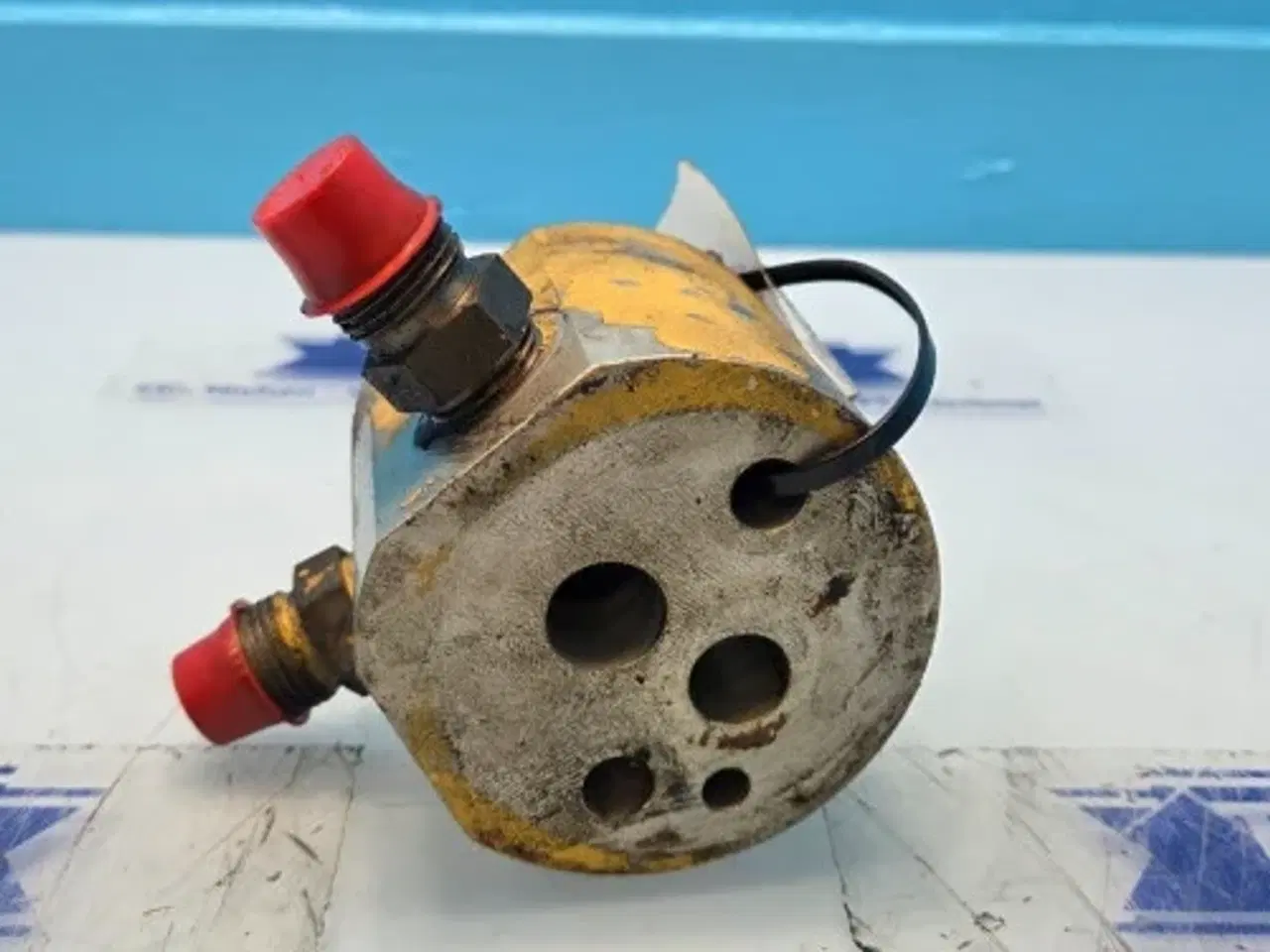 Billede 2 - Ford 2723E Oliepumpe Adaptor 1517985