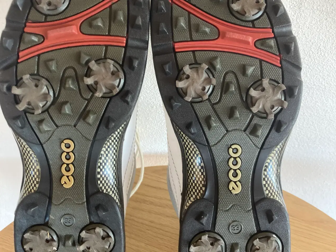 Billede 2 - Dame golfsko nr 39