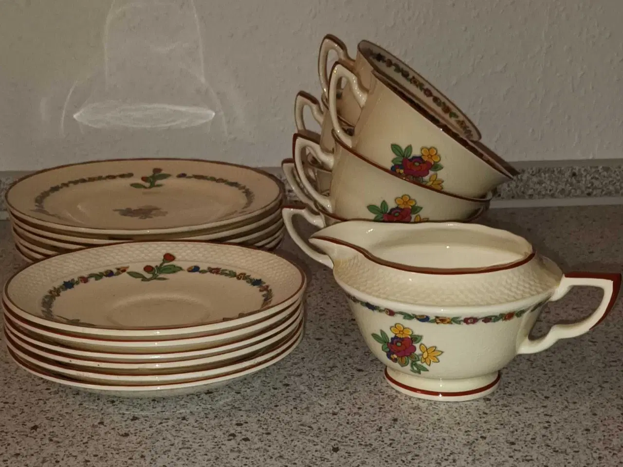 Billede 2 - Engelsk fajance 