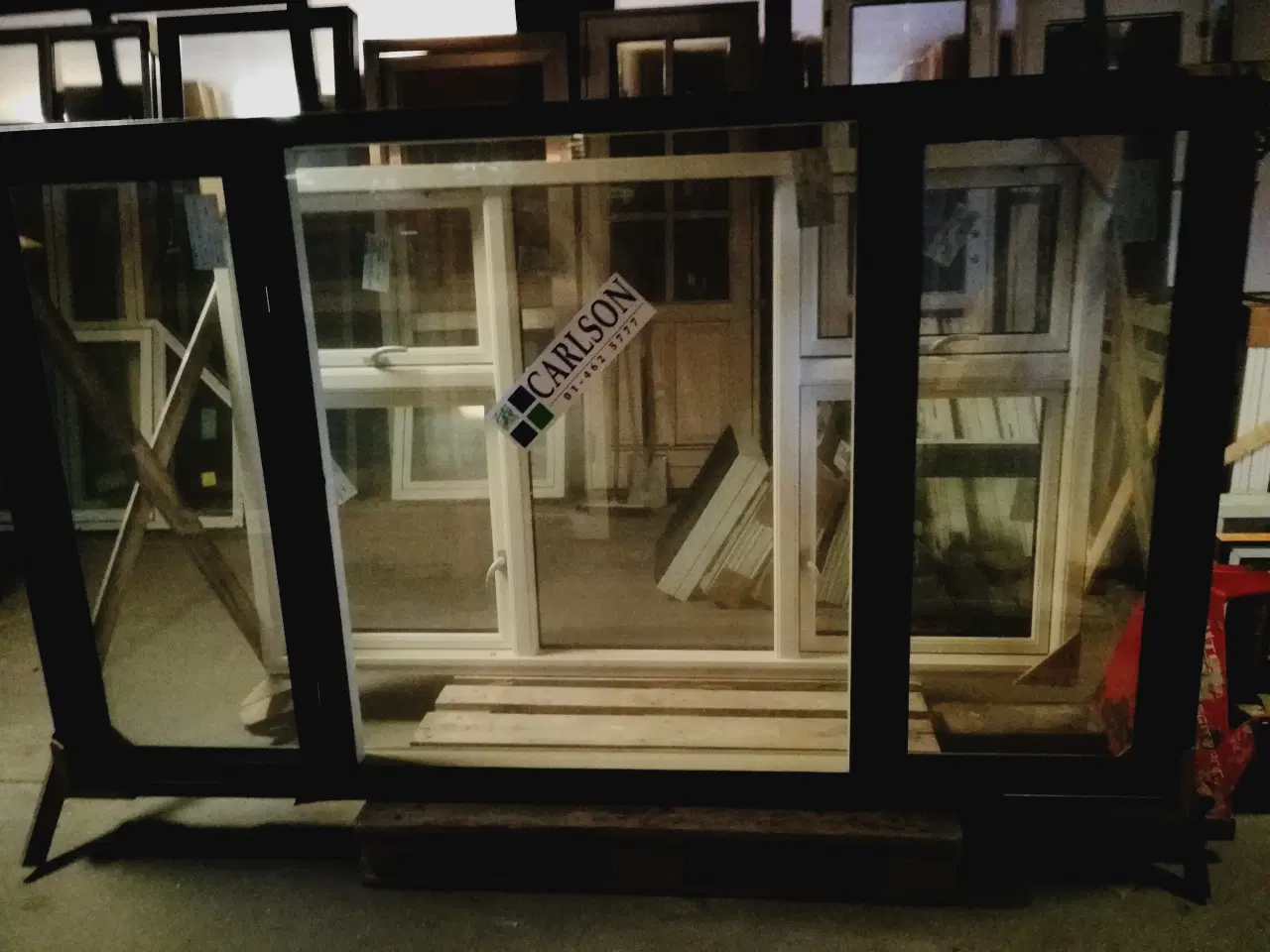 Billede 1 - NYT VINDUESPARTI SORT UDE/HVID INDE 228x135,5 