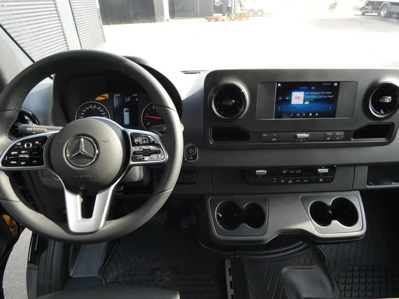 Billede 10 - Mercedes-Benz Sprinter 317 2,0 CDI A2 H2 RWD 9G-Tronic 170HK Van Aut.