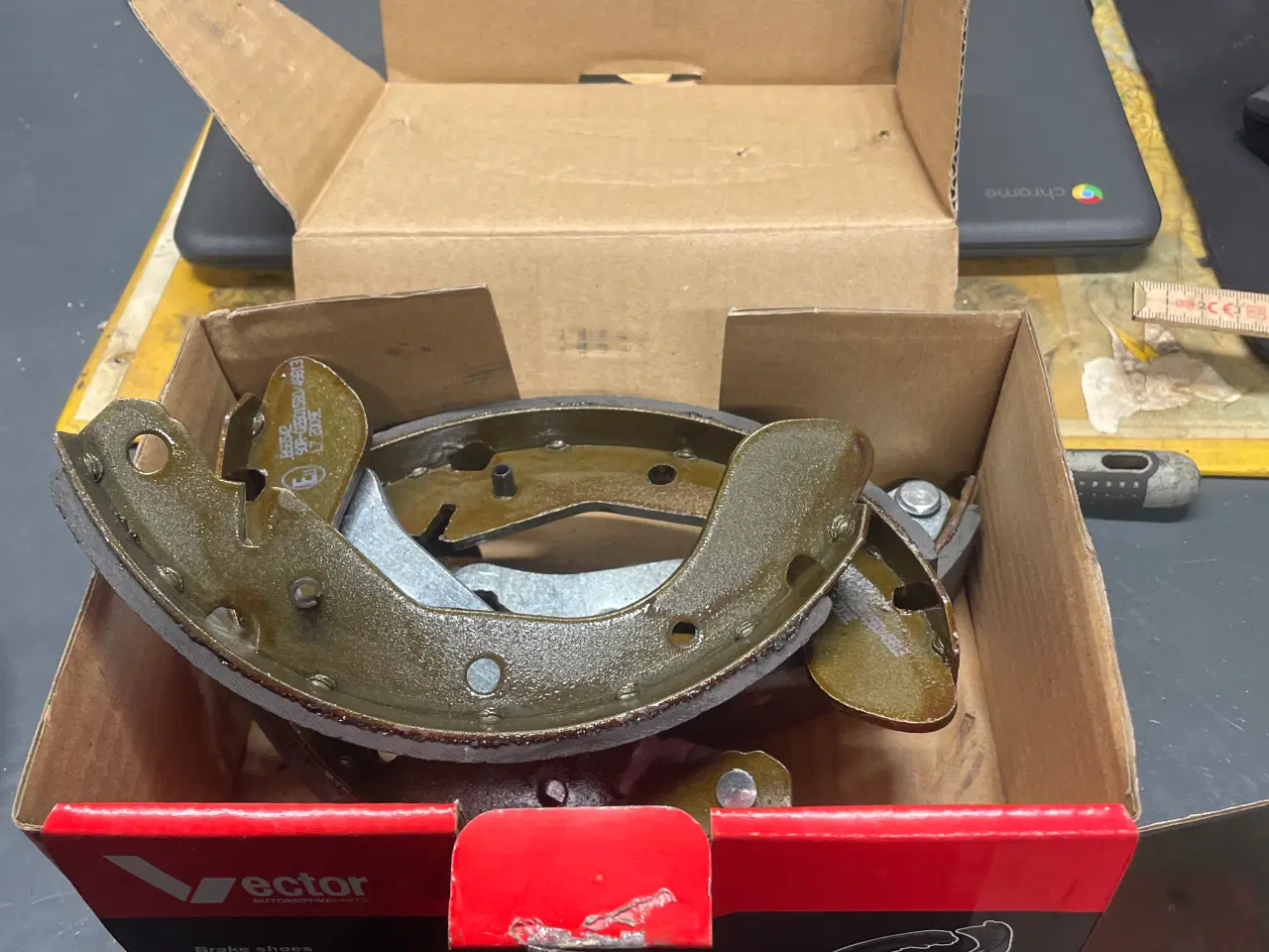 Billede 2 - Bremsebakker til Kadett e og Corsa a 