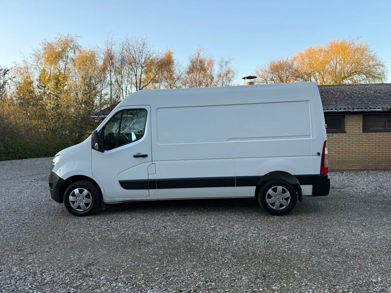 Billede 9 - Nissan nv400 dci lav km 