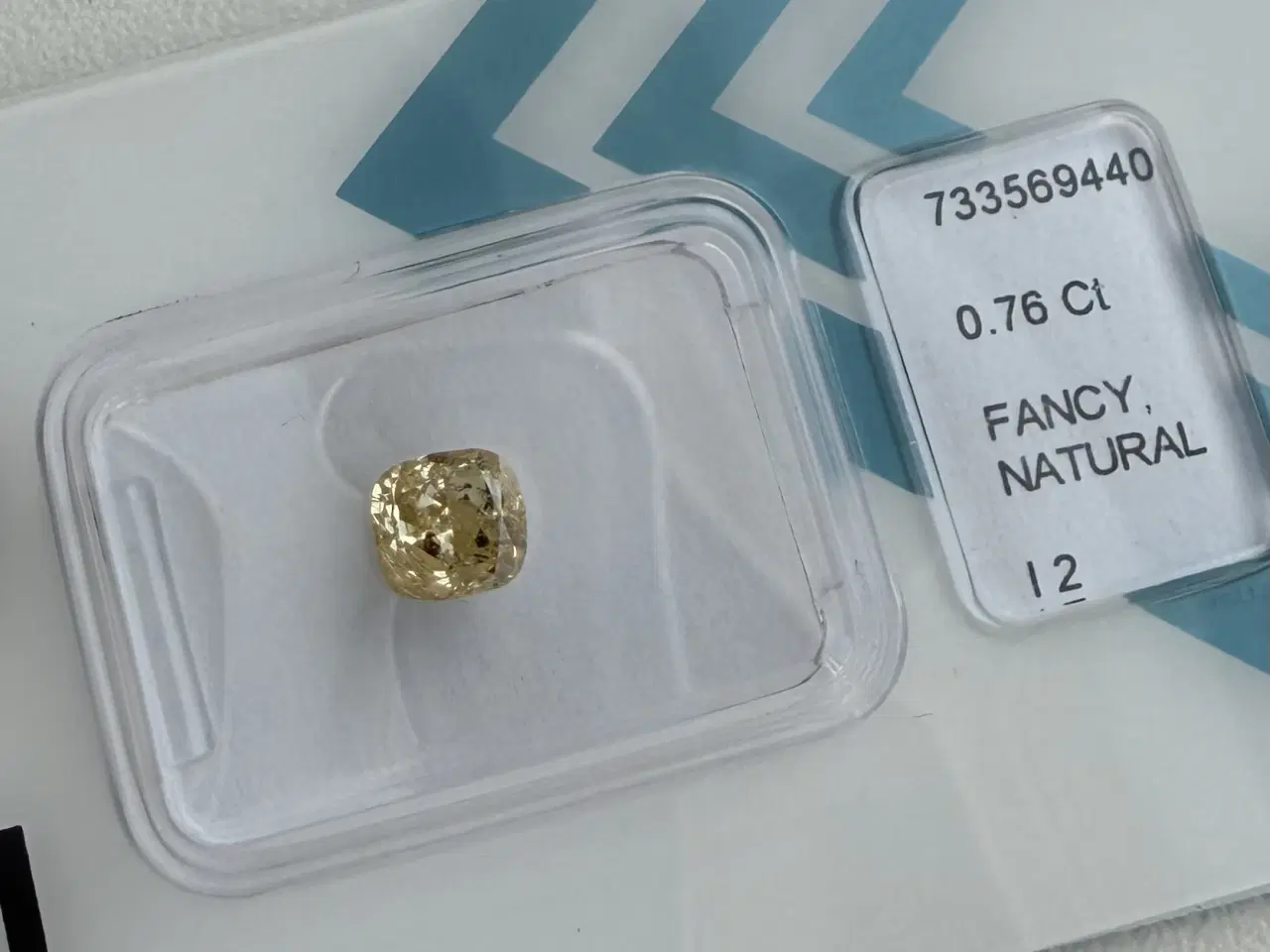 Billede 2 - IGI Fancy Natural Diamant 0,76 Ct - Fancy Yellow 