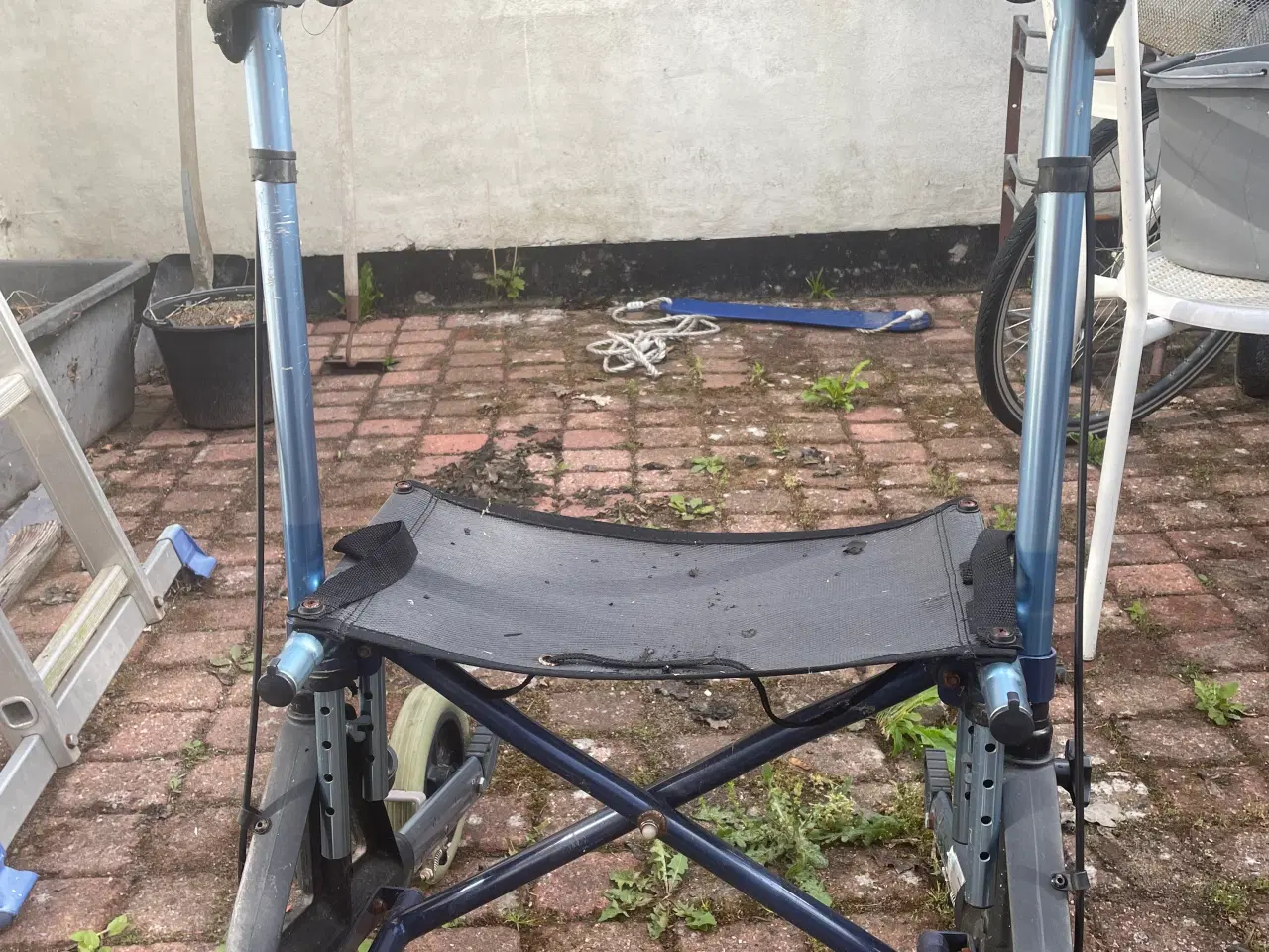 Billede 2 - Blå Mobilex rollator 