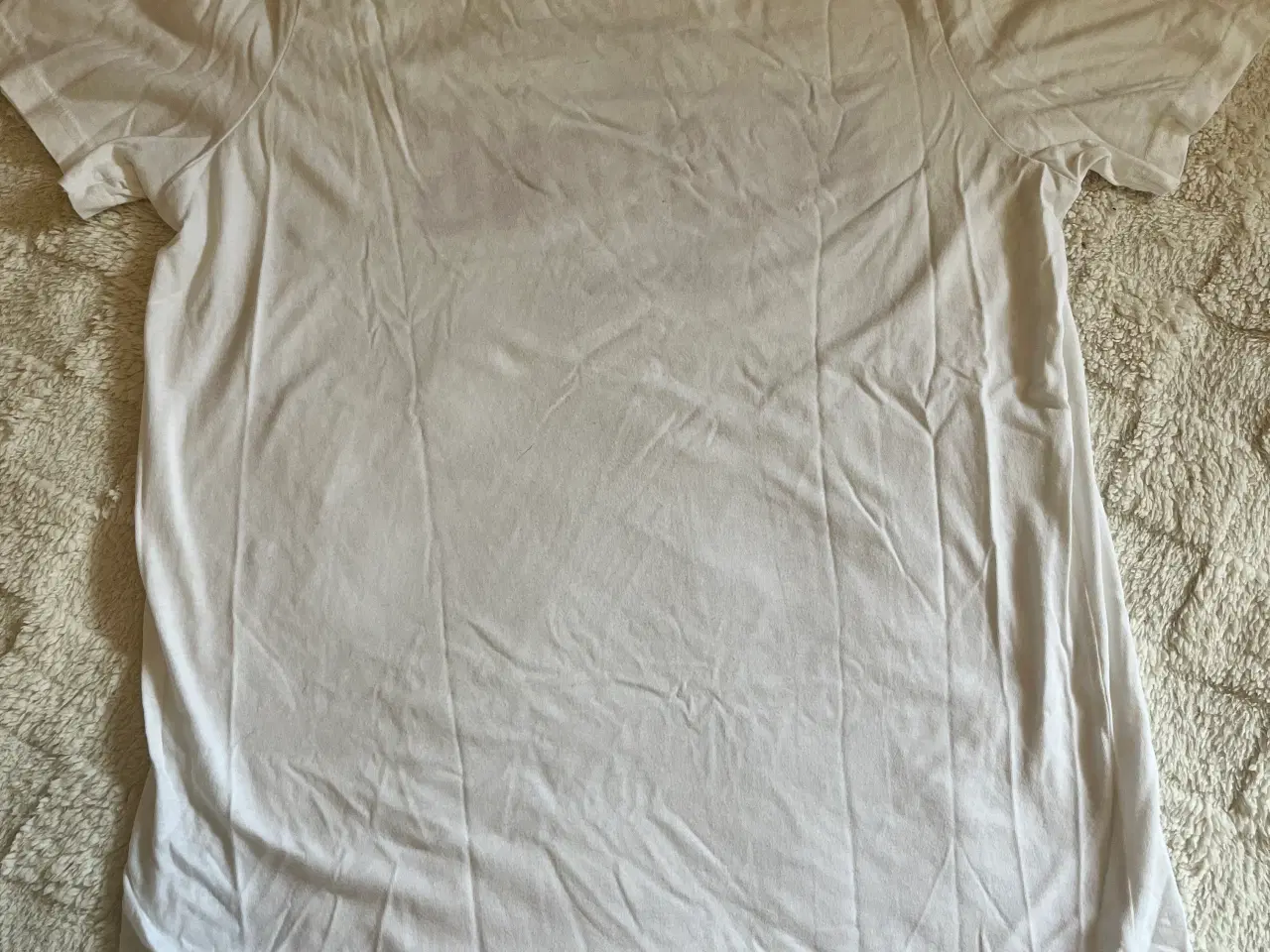 Billede 2 - T-shirt fra Ford. 