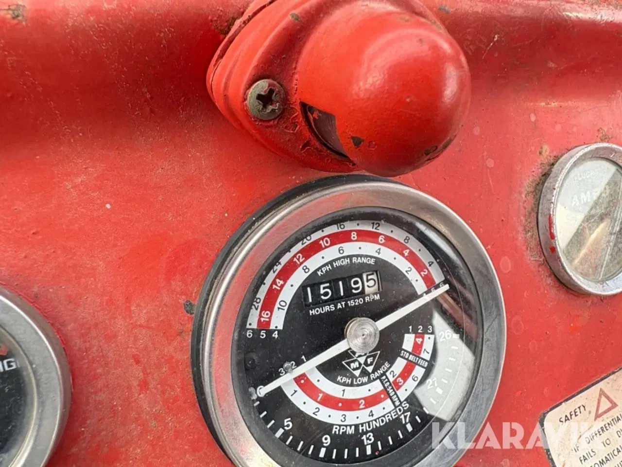 Billede 5 - Veterantraktor Massey Ferguson 135