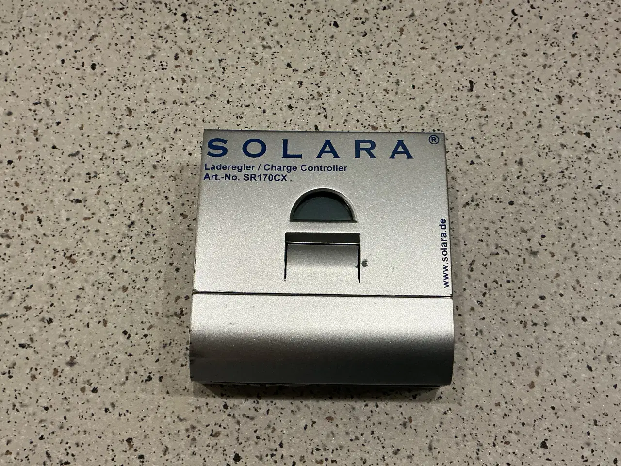 Billede 1 - Solara solcelleregulator 10A