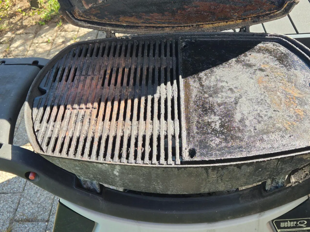 Billede 2 - Weber Q300 med grillrist.