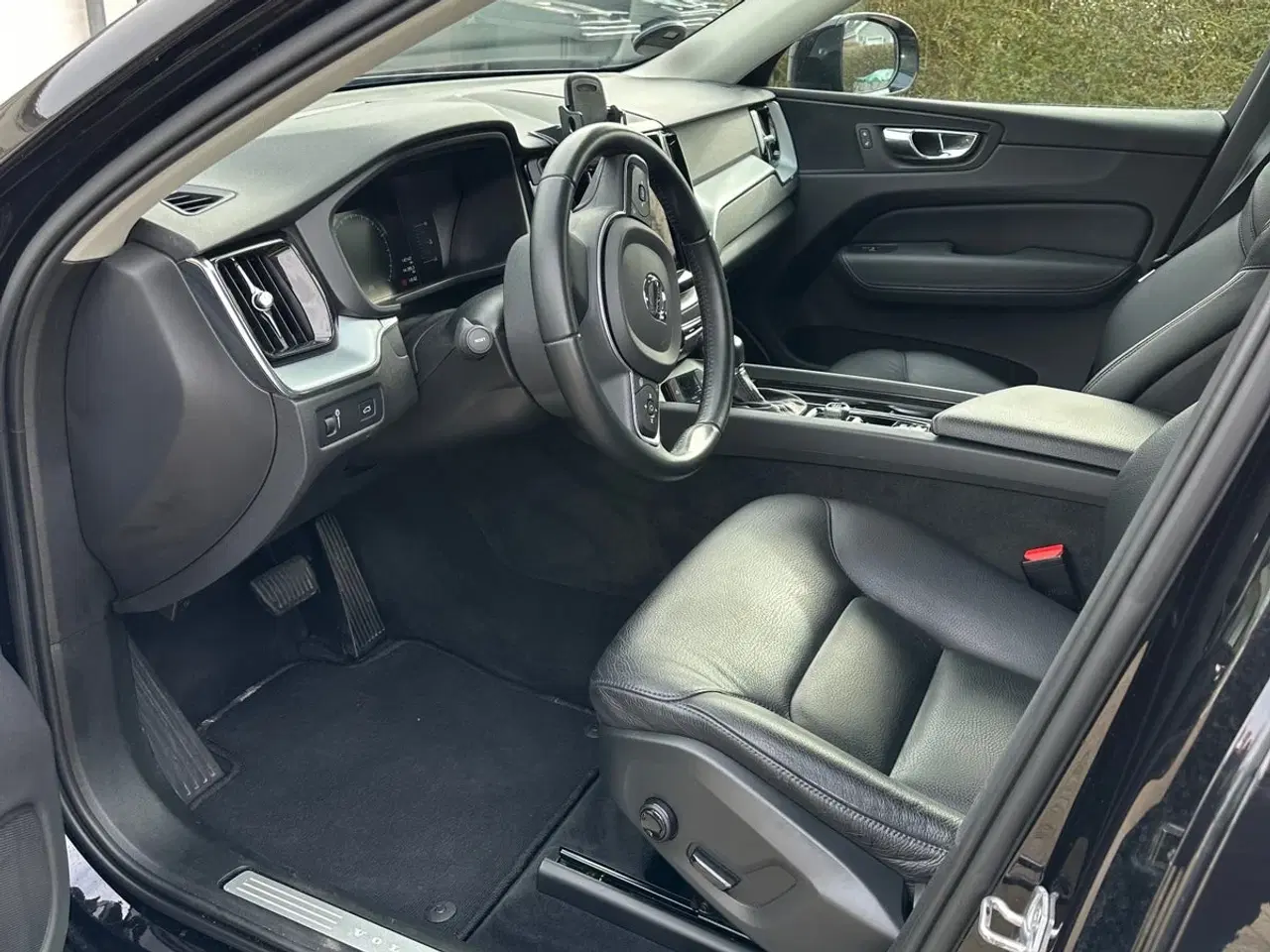 Billede 5 - Volvo XC60 2,0 D4 190 Momentum aut. AWD