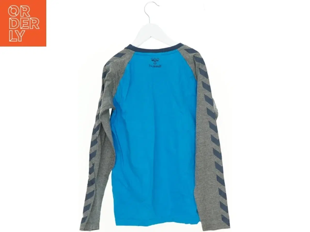 Billede 2 - Bluse fra Hummel (str. 152 cm)