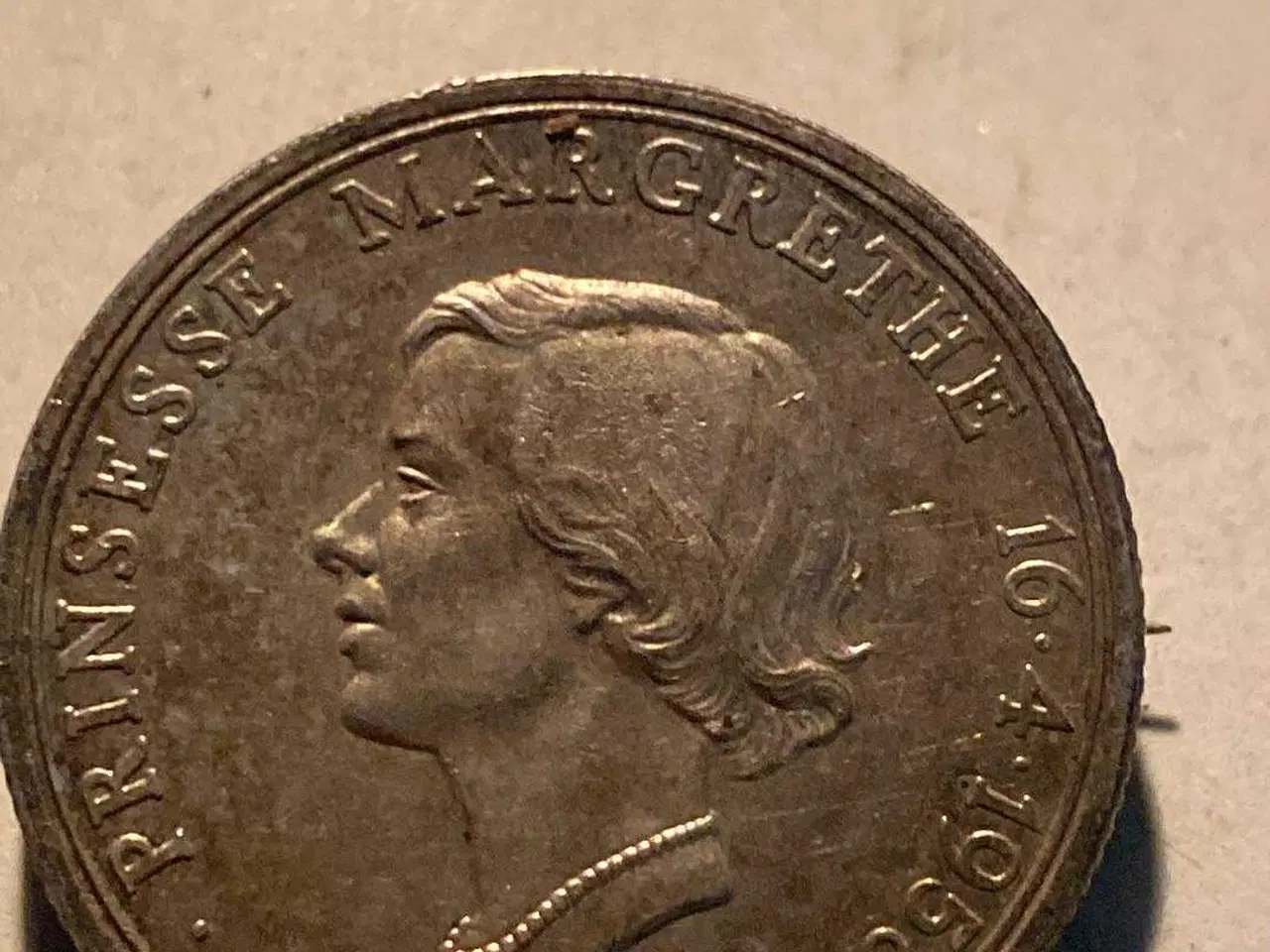 Billede 4 - 2 krone prinsesse Margrethe 18 år