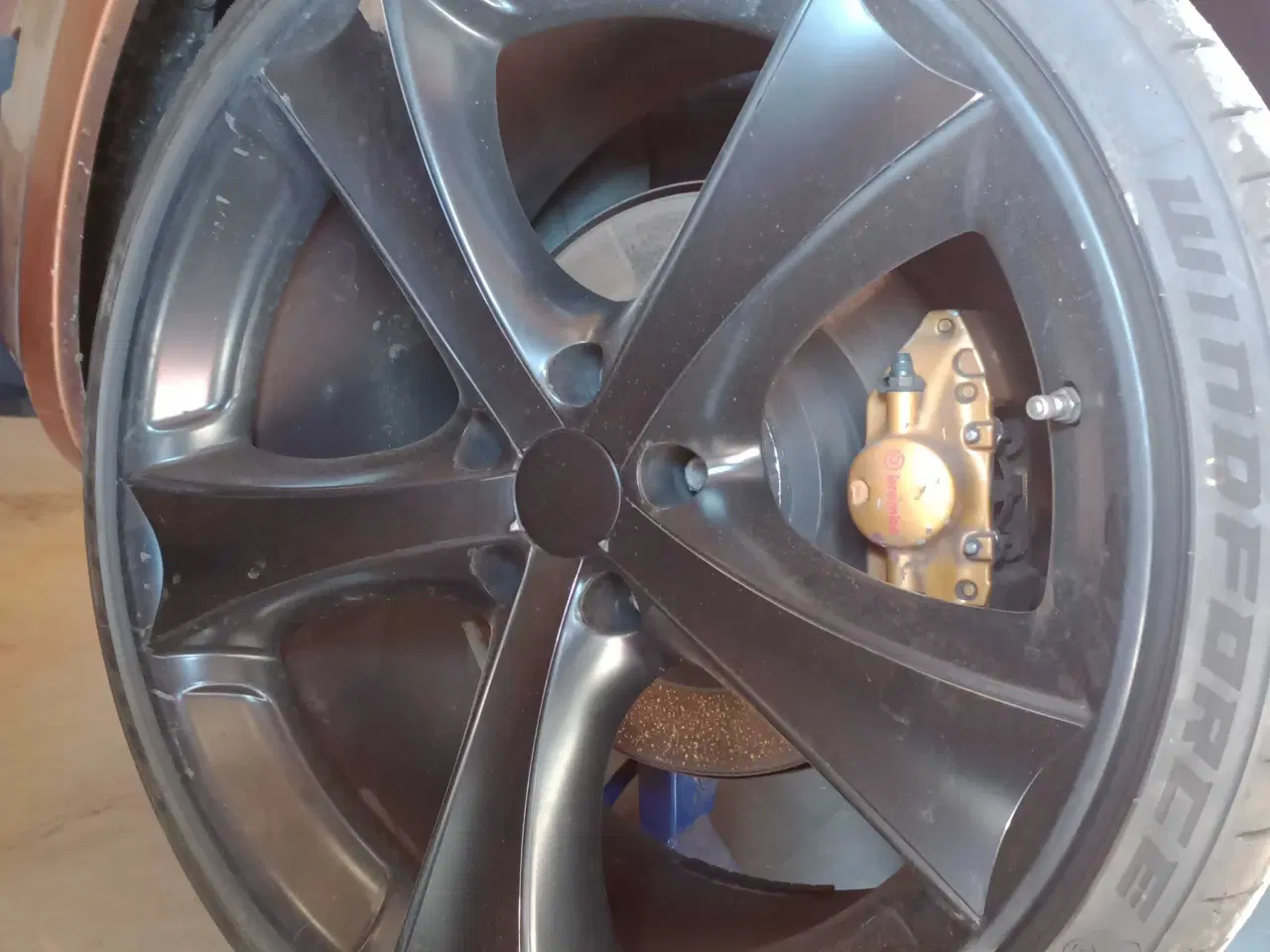 Billede 2 - 5x114,3 fælge på sommerdæk sælges