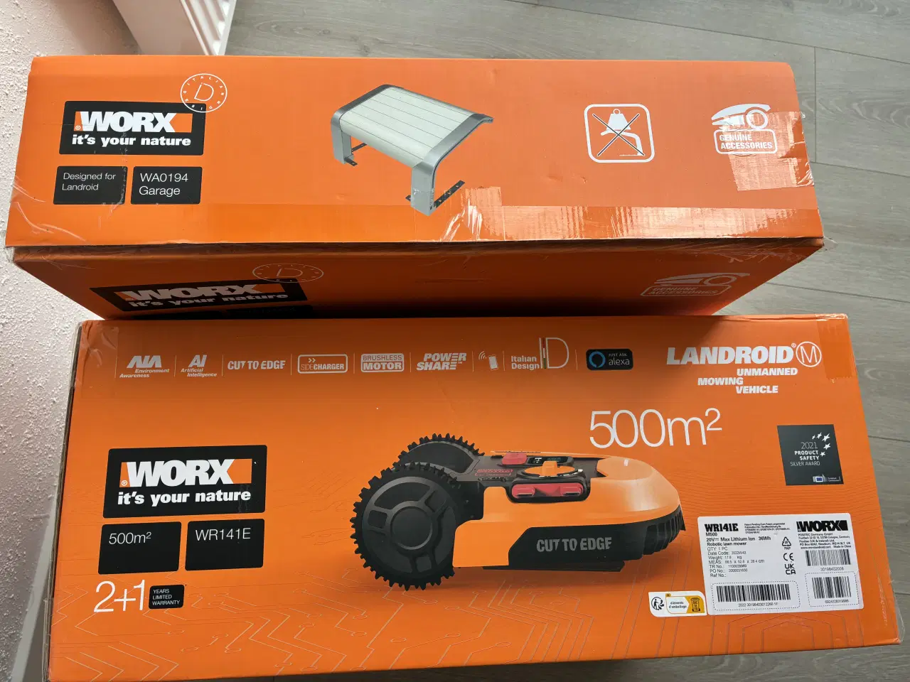 Billede 2 - Ny Worx robot m. garage SPAR 1700 kr