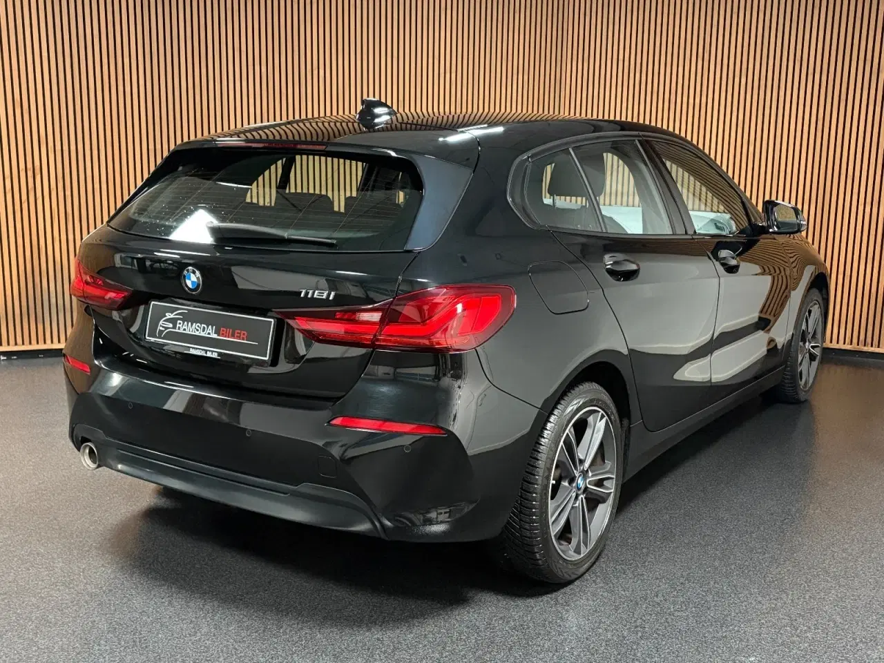 Billede 5 - BMW 118i 1,5 Sport Line aut.